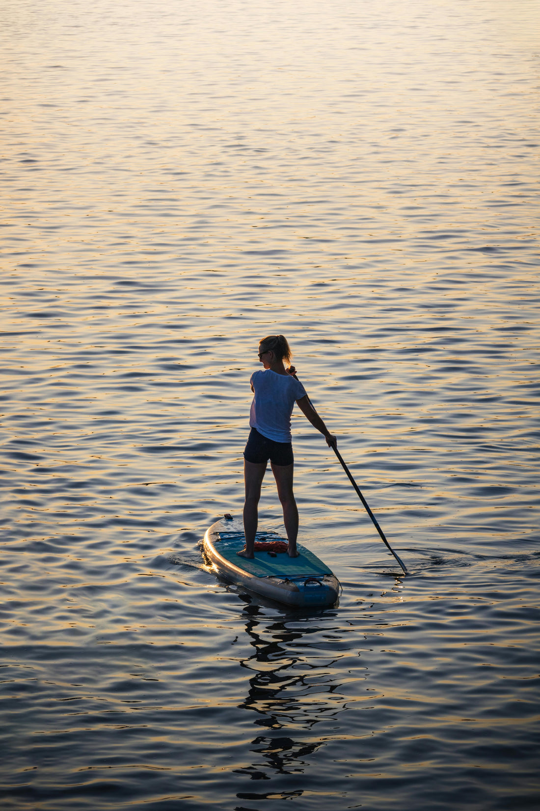 SUP mieten in Hamburg: Stadt, Wasser & Paddelspaß verbinden